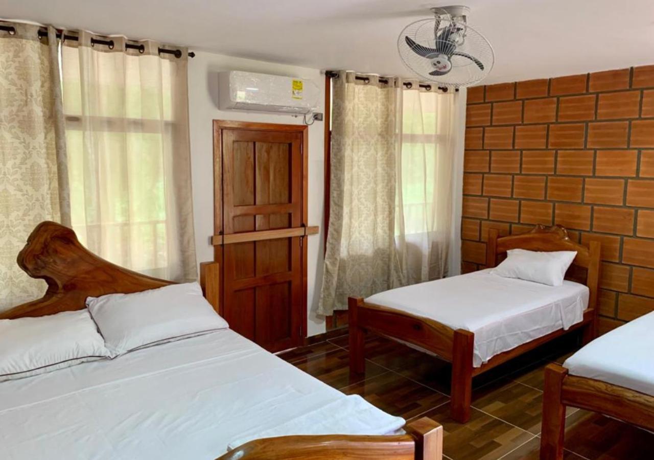 Arca Tayrona Restaurant & Hostal 로스나란조스 외부 사진